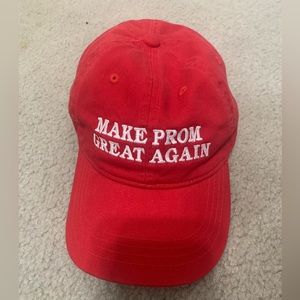 Sherri hill prom hat